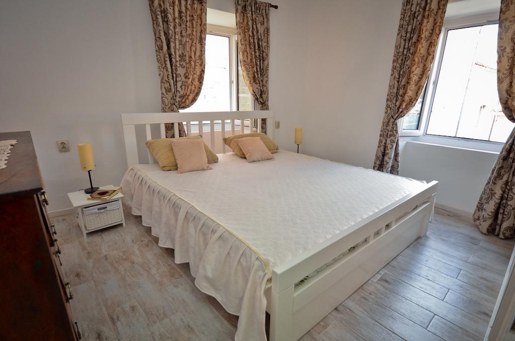 Bell Tower Apartment 부드바 객실 사진